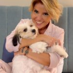 Gülben Ergen Instagram – Yatmadan önce ne mi yapıyoruz? 
Buyrun biz 🐶 

#gonca #gülben ikilisi♥️