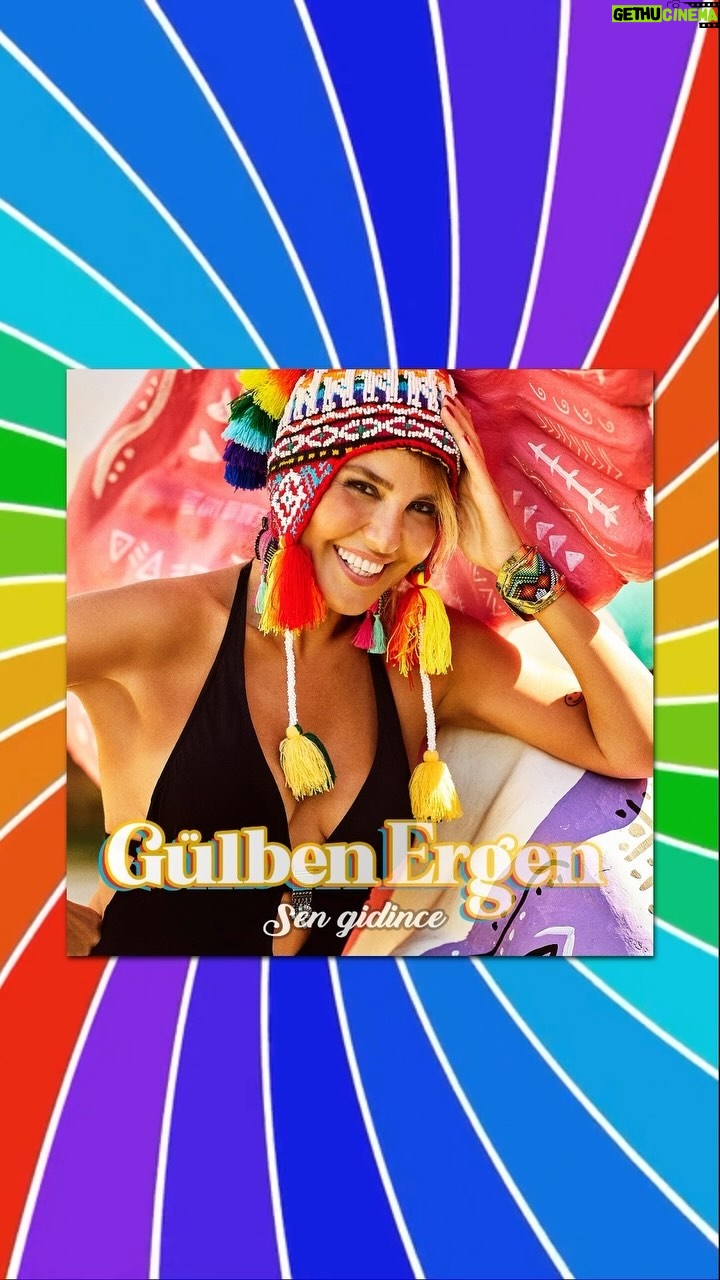 Gülben Ergen Instagram - Biraz enerji🎨 Biraz nostalji🥁 Rengarenk Gülben🎈 💙❤️💚💛💜🧡