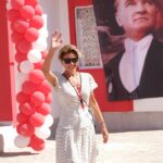 Gülben Ergen Instagram – Cumhuriyetimizin 100.Yılına layık, istikrarlı, güçlü, kararlı bir yaşam felsefesi ile🇹🇷

Yolumuz, andımız, minnetimiz, borcumuz #cumhuriyet 🇹🇷