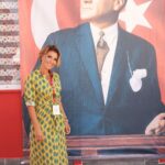 Gülben Ergen Instagram - Amerika’da yaşayan değerli vatandaşlarımızın müthiş desteği @bridge2turkiye kumbaramızda birikti ve biz Osmaniye de 48.Anaokulumuzu coşkuyla açtık🇹🇷 Cumhuriyetimizin 100.Yılına yakışan bir açılıştı @cocuklargulsundiye 🇹🇷 Güzel ülkemin değerli çocukları #okulöncesi eğitime ve pırıl pırıl okullarında eğitimlerine başladılar.