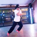 Gabe De Guzman Instagram - F**K - @jeremih @postmalone 🤫 —————————————————— everyone postin theirs so it’s my turn lol. (p.s. always know how to save ya hat. 🧢) choreo: @bigwillsimmons 🔥 filmed: @monseeworld 🎥 📍: @the_5ith_element —————————————— #GabeDeGuzman #Dance #HipHop #LA