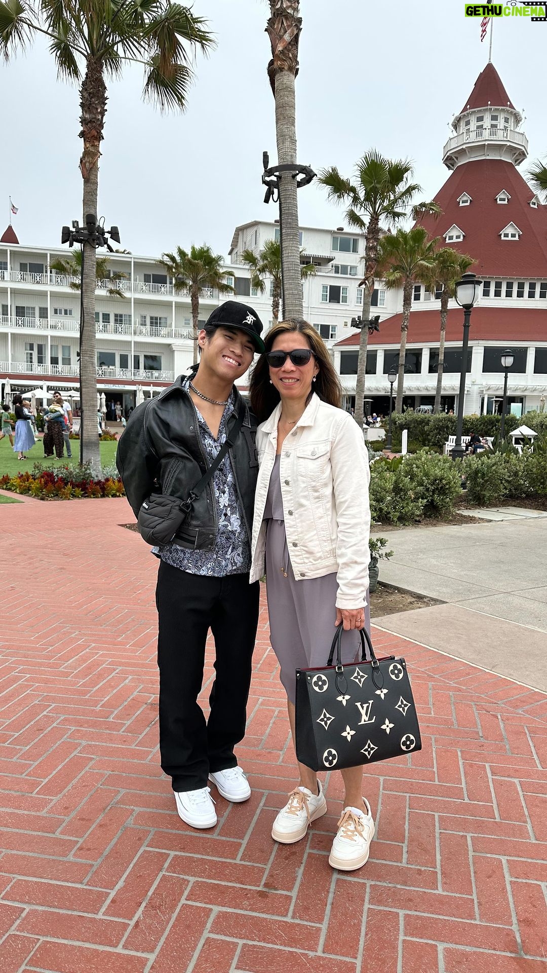 Gabe De Guzman Instagram - happy mother’s day to the one i’m unbelievably grateful to call mine. you deserve to be celebrated everyday. your baby boy loves you forever. 💐🫶