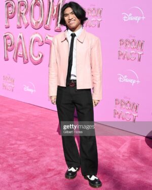 Gabe De Guzman Instagram - took a trip back to prom last night. 💕

huge shoutout to the fam over at @disneyplus @disneychannel for the invite to the best night at the premiere of #PROMPACT 💫 #DisneyChannel