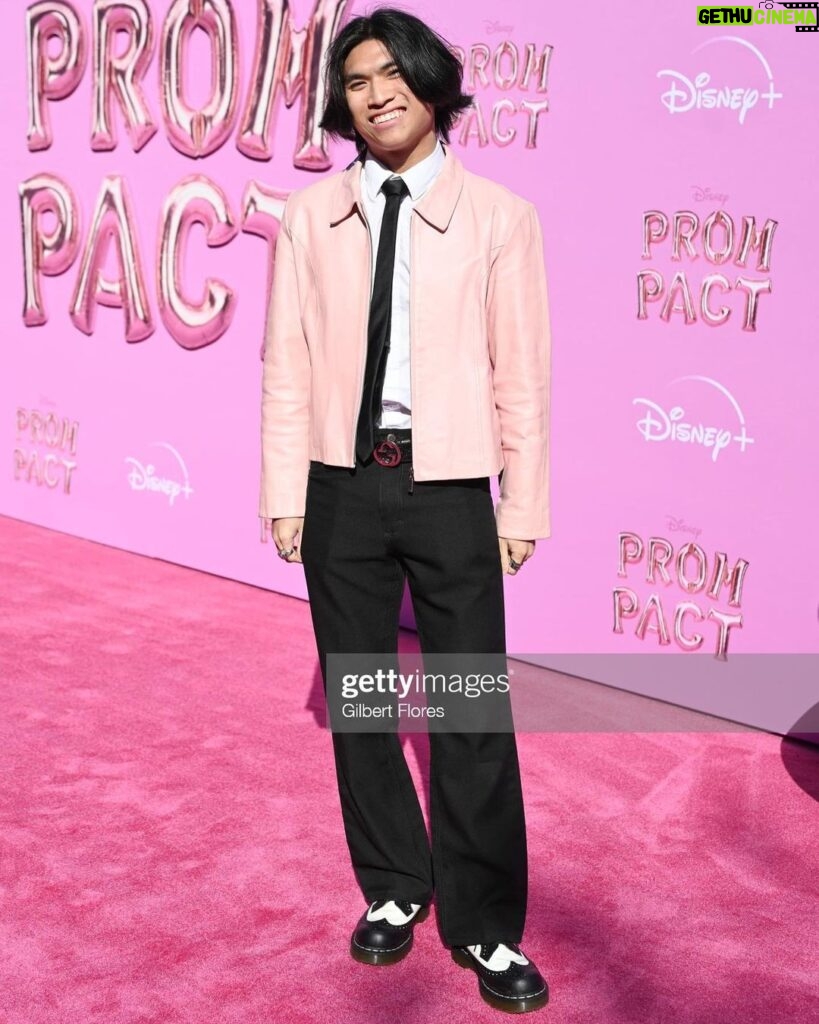 Gabe De Guzman Instagram - took a trip back to prom last night. 💕 huge shoutout to the fam over at @disneyplus @disneychannel for the invite to the best night at the premiere of #PROMPACT 💫 #DisneyChannel