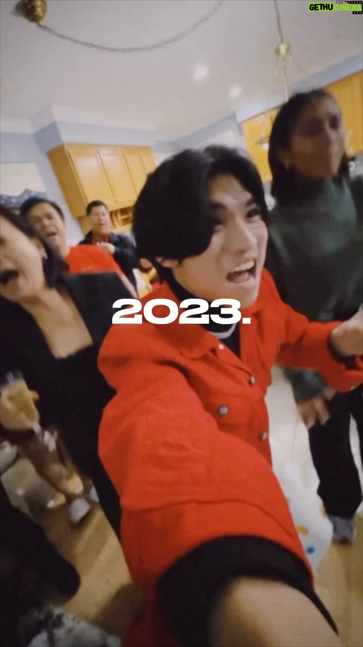 Gabe De Guzman Instagram - to more in ‘24. happy new year. 🥳
