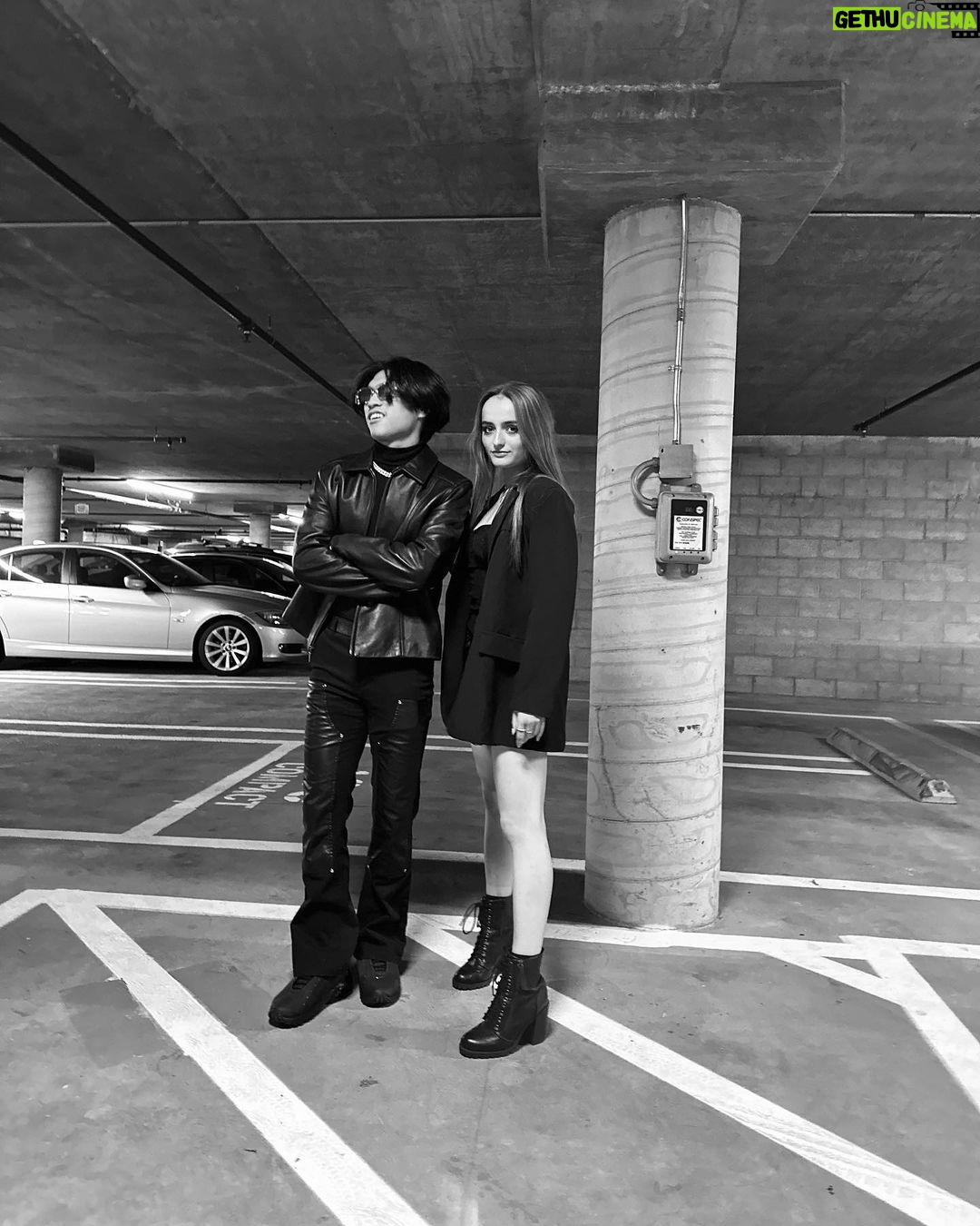 Gabe De Guzman Instagram - just three introverts steppin outside. 🖤