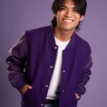 Gabe De Guzman Instagram – my name is Gabe De Guzman and still available for all your student portrayal needs. 😁💜

📸: @monseeworld
