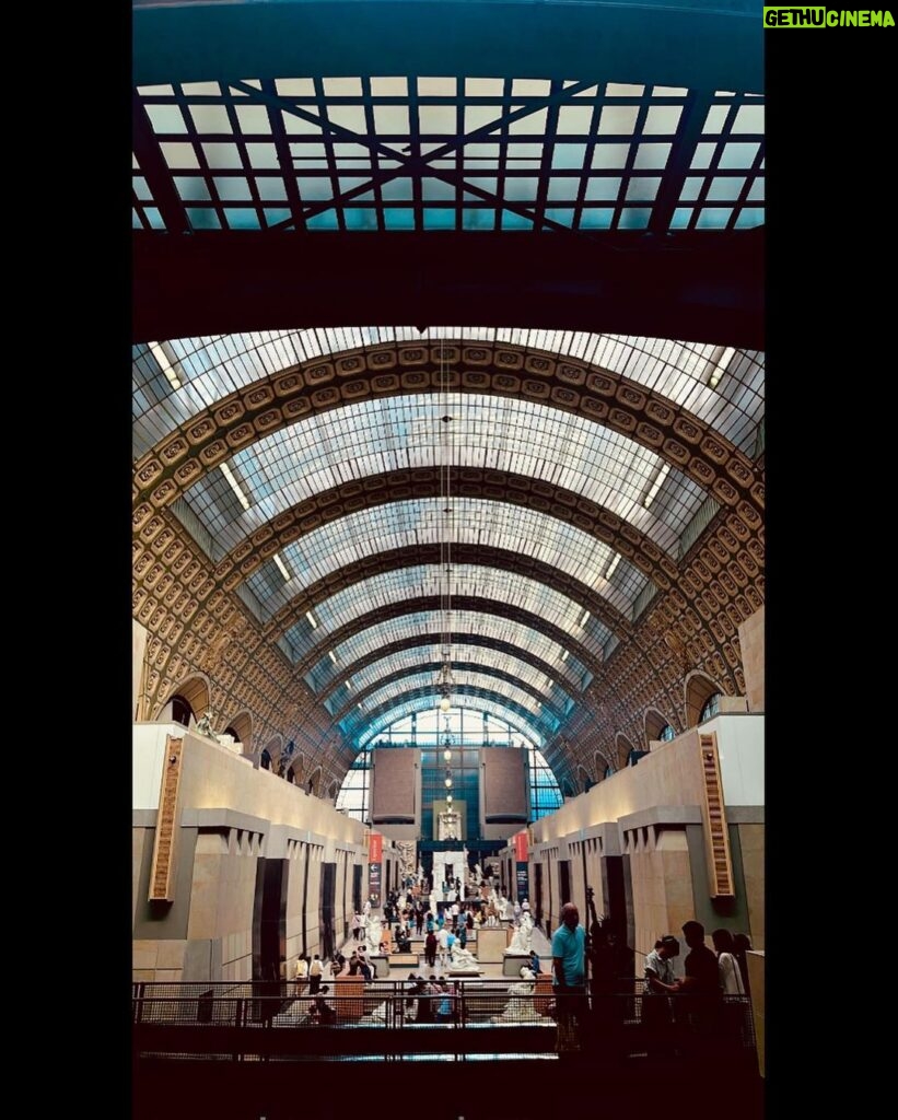 Gabe Lopez Instagram - #paris #museedorsay #vangogh #starrynightovertherhône #lemarais Paris, France
