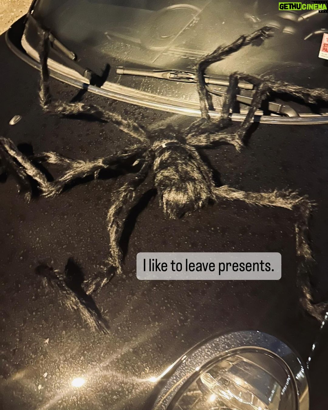 Gabe Lopez Instagram - #halloween part 1 - βTwas the season. @horrornights @lahauntedhayride #halloweenhorrornights #lahauntedhayride #hauntedhayride #westhollywood ππππ»ππΊπ§β€οΈπ»πππ Los Angeles/Hollywood California