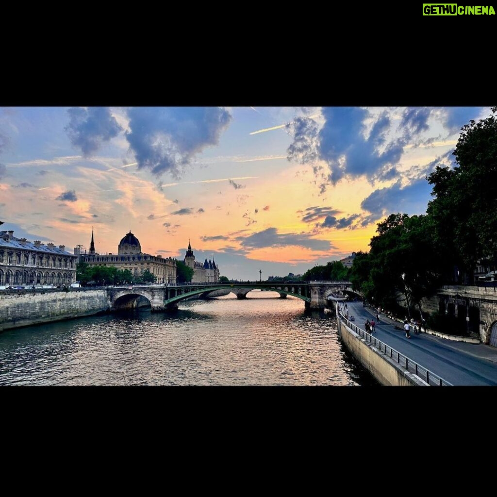 Gabe Lopez Instagram - And more Paris. 😀❤️ #paris #seine #notredame #notredamecathedral #notredamedeparis #notredameparis Paris, France