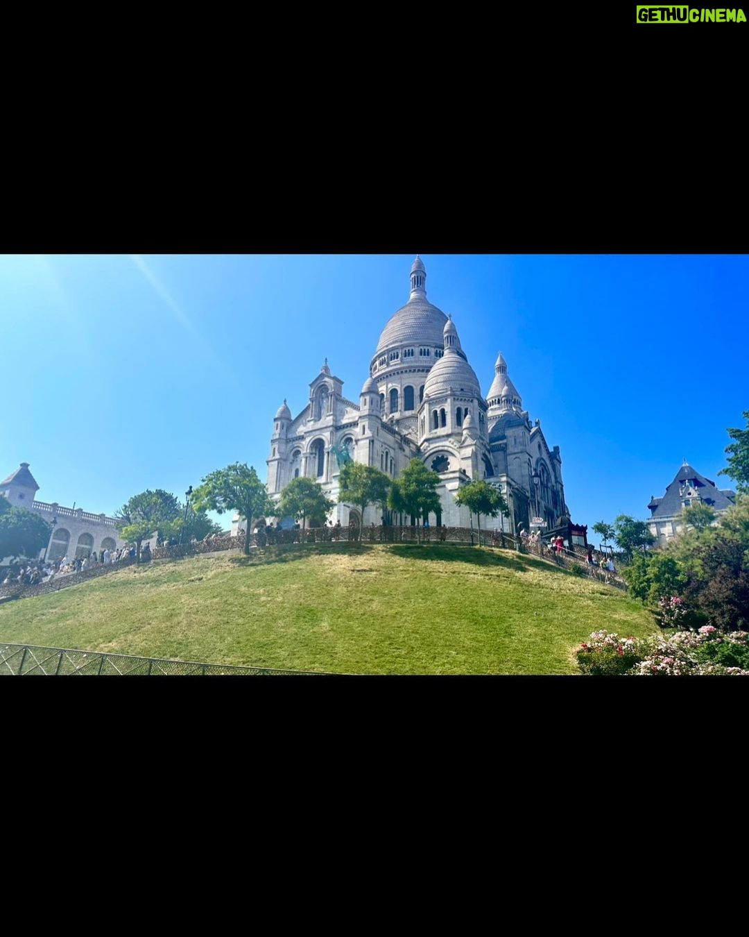 Gabe Lopez Instagram - And more Paris. ❤️🌟💫 #paris #louvre #louvrepyramid #pyramidedulouvre #louvremuseum #museedulouvre #carrouseldesaintpierre #sacrecoeur #montmartre #moulinrouge Paris, France