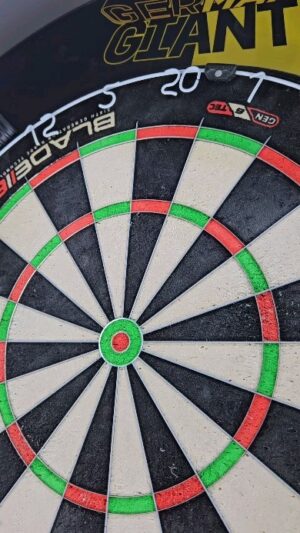 Gabriel Clemens Instagram - Weg gefunden für die 130😎🤣😉🎯