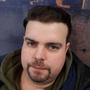 Gabriel Clemens Instagram - Warten am Flughafen das es endlich mal wieder nach England geht 🎯😎
Morgen beginnt das Masters der @officialpdc !!!
Vorher werde ich heute noch das Headquarter von @targetdarts besuchen 😊
Wollt ihr ein paar Eindrücke in den Storys davon sehen?