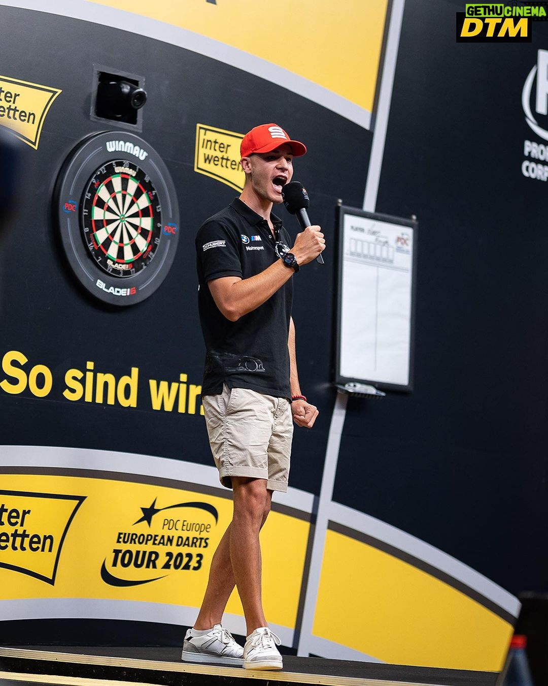 Gabriel Clemens Instagram - The only moment for a DTM Driver where a 180 is welcomed 😄🎯 @sheldonvanderlinde @kelvinvanderlinde and @laurin_heinrich proved their accuracy (and their entertainment talent 🕺) to @gabriel.clemens180 at yesterdays Pre-Event. #DTM #DTM23