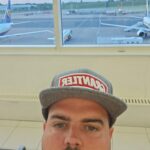 Gabriel Clemens Instagram - Ich liebe Flüge um 6 Uhr morgens.....NICHT🤣😴 Birmingham Airport