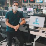 Gabriel Luiz Instagram - Hoje completo cinco anos de televisão. Cinco anos desde o primeiro “vai”. O frio na barriga é o mesmo. Por outro lado, já perdi a conta de quantas matérias já fiz, quantas pessoas já entrevistei… E, mais do que tudo, é incalculável o tanto de gente inspiradora e do bem que encontrei perto de mim nesse caminho