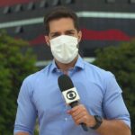 Gabriel Luiz Instagram - Hoje o @luizgastaov deu a ideia de subir no telhado pra gravar. Topei na hora. Olha o resultado!