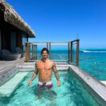 Gabriel Medina Instagram - Cabeça fria coração quente 💙 Bora Bora