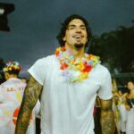 Gabriel Medina Instagram - Happy birthday to me. Thanks for the love and support. // 3.0 🥳 🎉 obrigado a todos pelas msg e carinho. Falam que cheguei na melhor idade... vamos ver isso ai 😂🩵 @thiagoveigh @l7nnon @mcmaneirinho @jeitomoleque amo vcs🩵 foto: @rafaleforte Maresias, Sao Paulo, Brazil