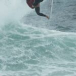Gabriel Medina Instagram - Ventania hoje mas deu pra pegar umas... Sanca Beach 🔥 @lucasbalbino_ Rio de Janeiro, Rio de Janeiro