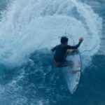 Gabriel Medina Instagram - I gotta move on somehow 🚶🏻‍♂️ 🎥: @lucasbalbino_ Pipeline, North Shore Oahu, Hawaii