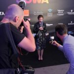 Gabriela Marcinková Instagram - Pekný večer to bol! A ďakujem vám opäť za vaše hlasy, gratulujem víťazke @j.kovalcikova (zase sme sa spoločne vychichotali), @brano.deak a @cobejova ďakujem za spoločnosť. A hlavne zázračná @idasandor vďaka za bleskovú akciu posielania outfitu, citila som sa vílovsky. 💜 @socialawardslovakia