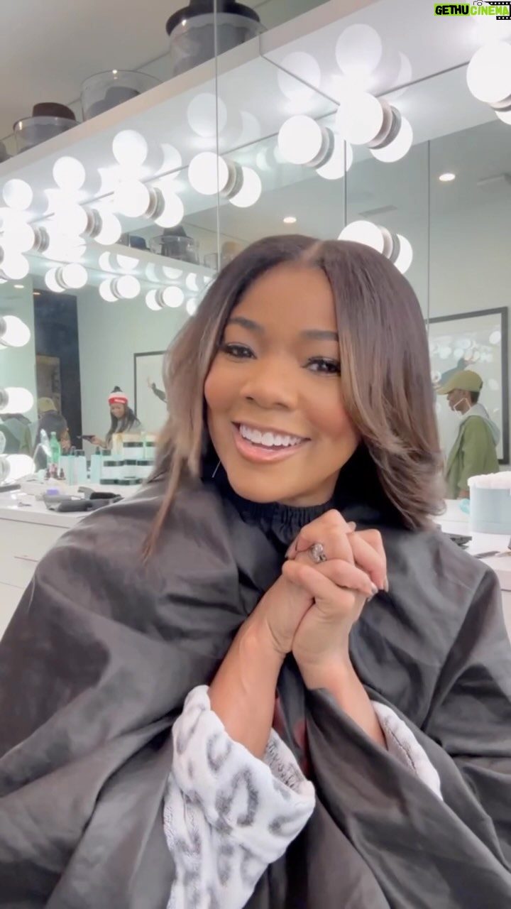 Gabrielle Union - 616.3K Likes - Merry Christmas from A Black Actress/Producer In Hollywood 🎄🎁❄️