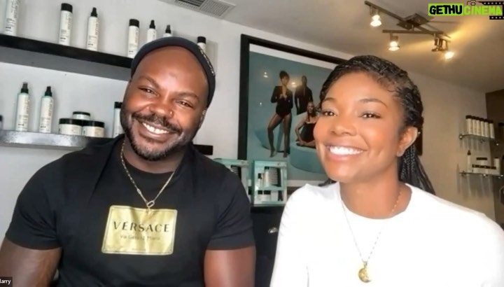 Gabrielle Union Instagram - We’re so thrilled to announce the GRANT RECIPIENTS from our ✨Lift as We Climb✨ Pitch Event! 💎 Thank you to EVERYONE who submitted your pitch - you all are superbly talented! We urge you to continue to work on your brand and your impact on the beauty industry. So, stay tuned for future opportunities. 😉 Take a moment with us to congratulate our recipients: 💎 @TODDPATRICK.US by @DESYREENICOLE 💎@ODARASKIN by @WHATNAJAHDIDINHEELS 💎@SOTROINNOVATIONS Over the next few days, we’re be sharing our recipients incredibly entrepreneurial drive that lead to their successful business ideas and innovations turned to reality! 🖤 #IAmFlawless #FlawlessByGU #FlawlessFamily #flawlessbygu #flawlesscurls #naturalhairjourney #naturalista #texturedhair #hairtutorial #blackgirlmagic #curlyhair #curlyroutine #hairgoals #hairlove #flawlessbygabrielleunion