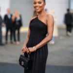 Gabrielle Union Instagram – Cold shoulder on a warm day 🤝🏾