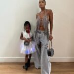 Gabrielle Union Instagram – Style is generational 😉

#Renaissance #RenaissanceWorldTour #Night2