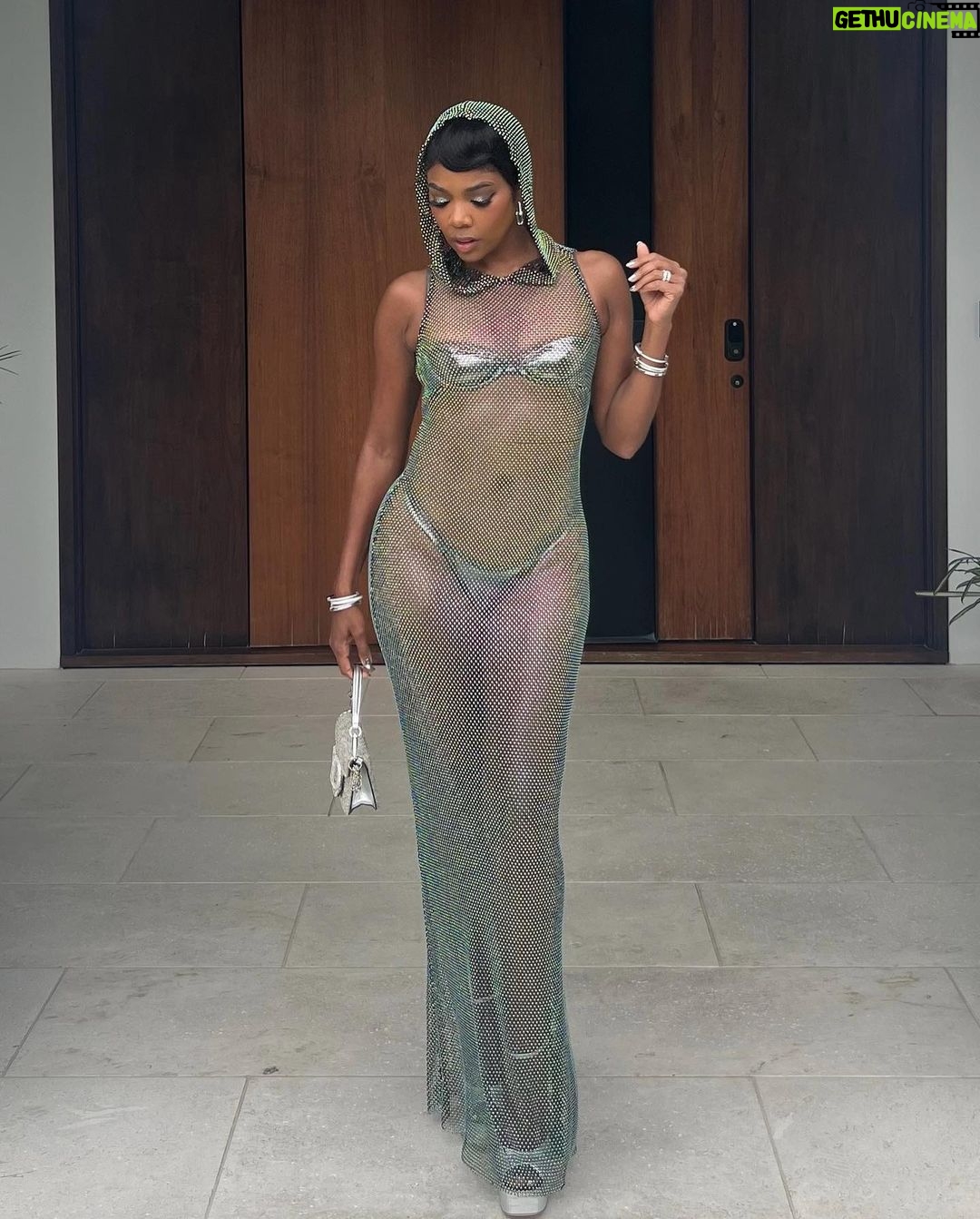 Gabrielle Union - 490.4K Likes - This is a reminder, in case you needed it š
#RenaissanceWorldTour #RWT #Renaissance #Night1