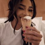 Gabrielle Union Instagram - When I bet on myself, I double down #vegas