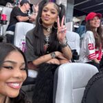 Gabrielle Union Instagram - I’m here for Usher but I hope the 49ers win ☺️