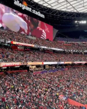 Gabrielle Union Instagram - I’m here for Usher but I hope the 49ers win ☺️