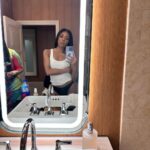 Gabrielle Union Instagram - Countdown to @usher’s concert 😝