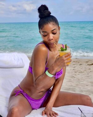 Gabrielle Union Instagram - Extra without the charge 😙