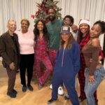 Gabrielle Union Instagram - This year we asked for the gift of family, and we were more than blessed. Wishing you and yours blessings upon blessings. ♥️
