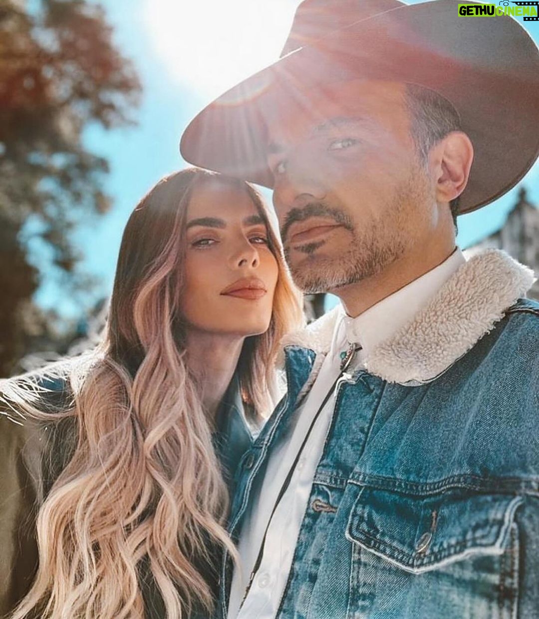 Gaby Espino Instagram - Ya casi estrenamos bebé🔥🤪 @alexdelamadrid @primevideomx @vix