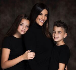 Gaby Espino Instagram - GRACIAS por escogerme como mamá…Por ser mi motor y mi fuerza… Y por completar mi felicidad. Los amo con mi vida!