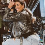 Gaby Espino Instagram - Felizzz haciendo lo q amo, con un SUPER CREW 🤪 🤍 Pronto les cuento! Solo les digo q lo q viene está on 🔥🔥🔥🔥🔥🔥🔥 DE VUELTA AL RUEDO BABY😎✌🏻💣 Mexico City, Mexico