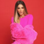 Gaby Espino Instagram - Sin maquillaje soy fantástica, maquillada soy una jodida obra de arte…! 🤷🏻‍♀️🤪 Thanks: @cleimarphotography @britneymartinss @marv.makeup @magdayamin @tatanmiami @armandeusbrickell