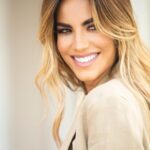 Gaby Espino Instagram - Sanar es hacerse cargo… 🤍🤍🤍
