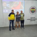 Gani Müjde Instagram - Mersin Fenerbahçeliler derneğinde Maçı izliyorum.Konukseverlikleri için teşekkürler.Başarılar.👏👏👏👏 @mersinfenerbahcelilerdernegi