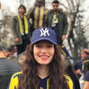 Gani Müjde Instagram - "Belki kaybedeceğim ama savaşarak kaybedecegim" diyen cesur yürek @neslicantay seni ölümsüz kılan çok sey var artık.Rahat uyu güzel kardeşim.