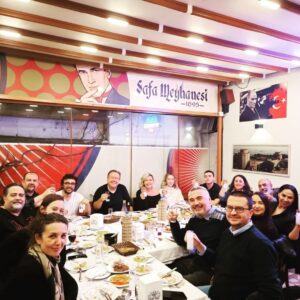 Gani Müjde Instagram - Tükenmezkalem olarak 2022 ye Safa Meyhanesinde veda ettik. 2023 yeni sürprizler ve güzelliklerle gelecek inşallah. 🙏😊