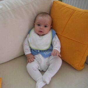 Gani Müjde Instagram - Kendisi büyüdü ve 18 oldu ama yüreği hep üç yaşındaki bir bebek saflığında. O yüzden benim her zaman büyümeyen koca bebeğim olacak... @ardamujde 😍❤️😍
