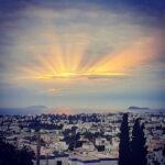 Gani Müjde Instagram - Göklerden gelen bir taç vardır...