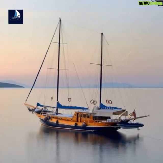 Gani Müjde Instagram - Yaz geliyor.Bodrumlu dostlarımız sizi ağırlamaya hazır... @bodrumartyachts www.bodrumartyachts @omertezcan1903