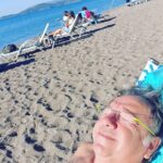 Gani Müjde Instagram – Yine gunlerden birgün Kasım 28 de denize girelim dedik…🤣🤣 Yahşi Beach