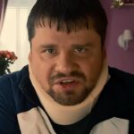 Garik Kharlamov Instagram - З серия, 3 сезона, вашего любимого сериала «Зона комфорта» уже ждёт вас ! Приятного просмотра ) ссылка в сторис